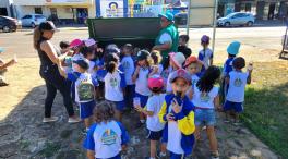 Imagens da Notícia Prefeitura e Escola Municipal promovem ação sobre coleta seletiva